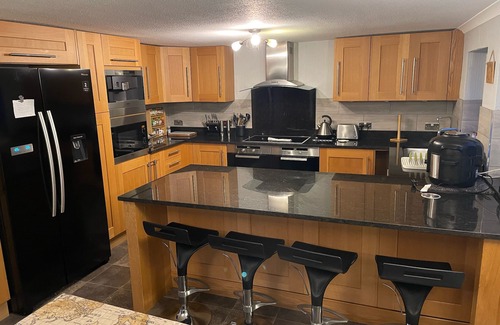 Ashford Cottage | 'The Mews' converted Manor mews situated in a central location with a rural feel