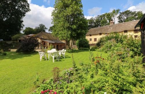 Highampton House | The Milking Parlour