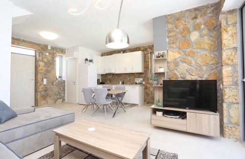 Pefkochori House | The Miracle Villa - Sea View, BBQ, Private Pool