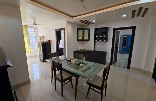 Sualkuchi Apartment | The Monarch Hotel Apartments