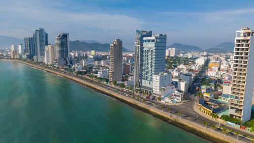 Nha Trang Hotel | The Morning Glow - Handwritten Collection
