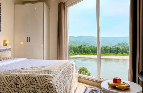 Rishikesh Hotel | The Neeraj Ganga Rajmahal Wellness Dream