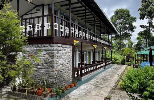 Pelling Hotel | The Nettle and Fern Farmstay