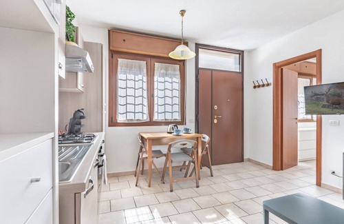 San Jacopino Apartment | The Niche of the Popes - Visarno Arena Lovely Apt.