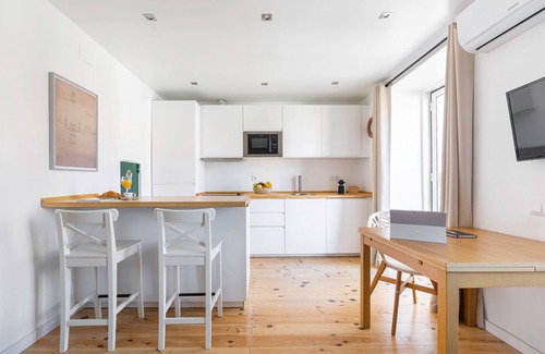 Santa Catarina Apartment | The Nickel Artist Studio Atelier