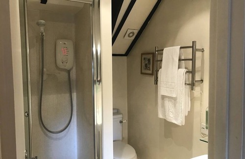 Doddiscombsleigh Hotel | The Nobody Inn