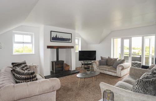 Cemaes Bay House | The Old Coal Yard