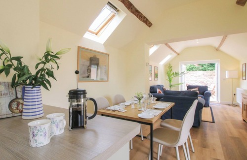 Sutton Maddock Cottage | THE OLD PIGGERY, pet friendly, with a garden in Ironbridge