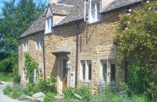 Adlestrop Bed & Breakfast | The Old Post Office - Adlestrop