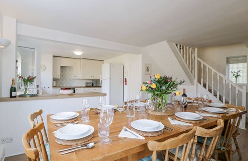 Longborough House | THE OLD SCHOOL HOUSE, pet friendly in Stow-On-The-Wold