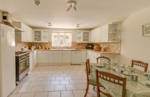 Dorchester Cottage | THE OLD SCHOOL HOUSE, pet friendly, with open fire in Piddletrenthide