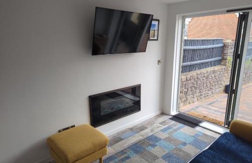 Gillingham Apartment | The Orchid