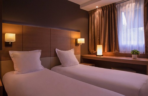 Savigneux Hotel | The Originals Boutique, Hôtel Marytel, Montbrison