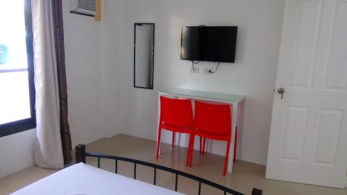 Muntinlupa Hotel | The Palines Apartment Hotel near Brittany Palazzo, Evia Mall Alabang