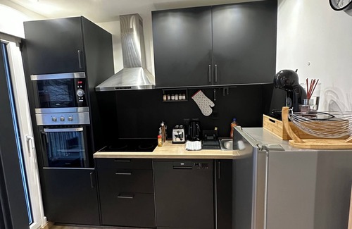 Quartier Saint-Clement - Jardin des Plantes Apartment | The parenthesis