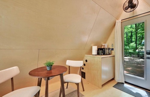 Steelville House | The Peaceful Nook + Private Sauna