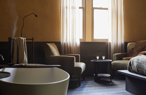 Askwith Hotel | The Penny Bun