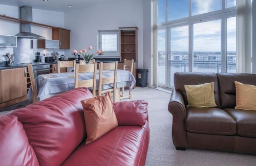 Llanelli Apartment | The Penthouse - 3 Bedroom Apartment - Llanelli