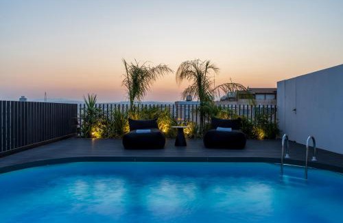 Larnaca Apartment | The Penthouse - 3BR Seaview with Private Pool in Larnaca