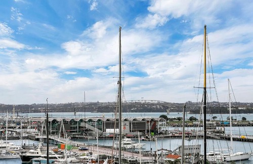 Auckland Central Business District Apartment | The Penthouse