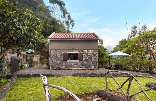 Sao Vicente Ski Chalet | The Perfect Cottage
