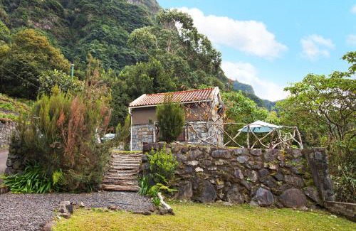 Sao Vicente Ski Chalet | The Perfect Cottage