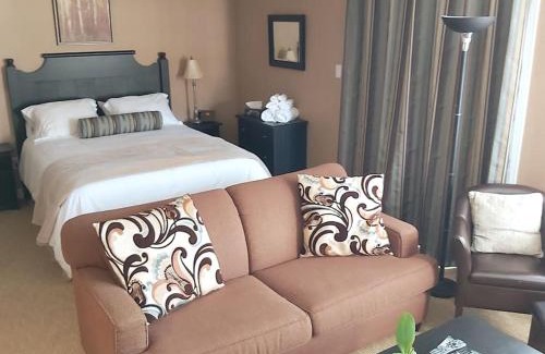 Craigleith Apartment | The Perfect Staycation - Blue Mountain Studio