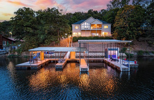 Sunrise Beach House | The Perfect Vacation! Slide - Sandy Beach & More!