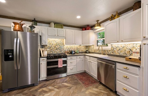 Westworth Village House | The Petite French Ranch: 5 mi from Stockyards, Dickies, TCU, Downtown Fort Worth