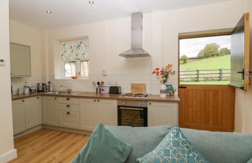 Usk House | The Pheasant One