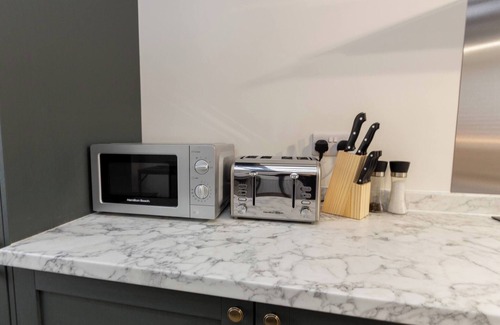 Market Bosworth House | The Piano Cottage in a Beautiful Medieval Town