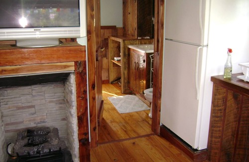 Wildwood Cabin | THE PIER CABIN FISHERMAN'S PARADISE" 334 Luke Ln., Rising Fawn GA