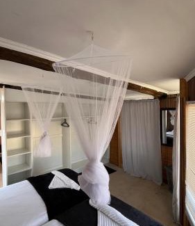 Uis Apartment | The Pine Loft