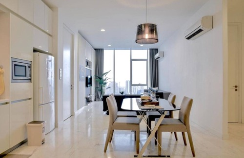 Kuala Lumpur City Centre Apartment | The Platinum KLCC by Moonlight