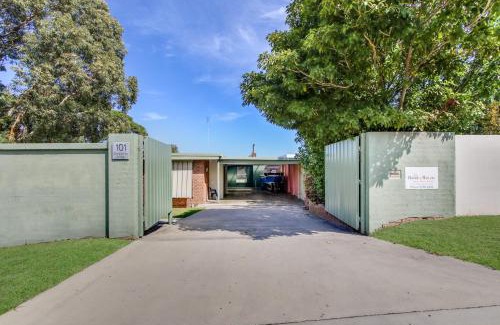 Lakes Entrance House | The Point