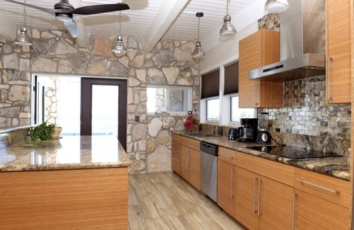 Port Howe House | The Point House Luxury 5 bedroom Oceanfront Villa with Cliffside Pool, Kayaks