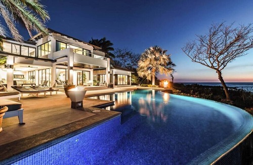 Playa Langosta Villa | The Point Luxury Villa