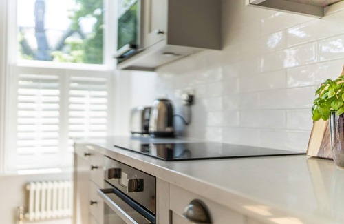Pontcanna Apartment | The Pontcanna Pearl 3-bed Haven
