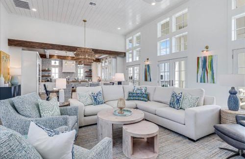 Cinnamon Shore House | The Pool House 315 HI