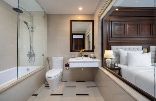 Truc Bach Hotel | The Q Hotel Hanoi