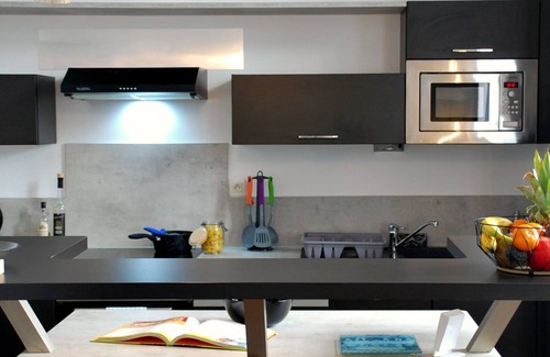 Angouleme Apartment | The quiet and spacious heart of Angoulême