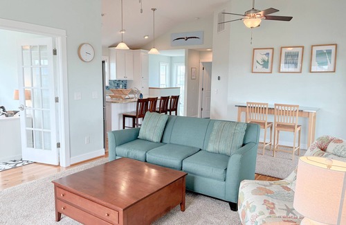Duck House | The Ranch: Updated Oceanside home in Duck, Close to Beach w/Views!