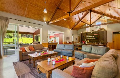 Lake Okareka House | The Red Barn - Lake Okareka Holiday Home