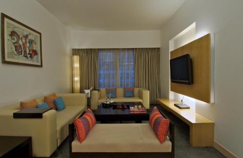 Vashi Hotel | The Regenza By Tunga