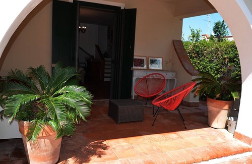 Altavilla Milicia Villa | The right place for families, children and pets. countryside and sea.