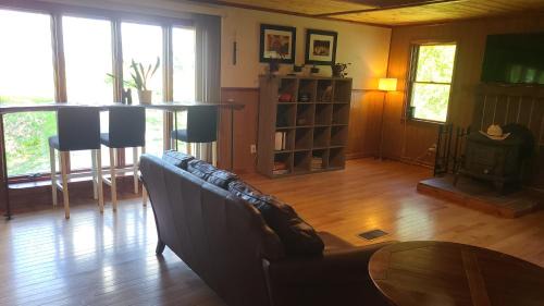 St. Charles House | The River Stables in St. Charles, MO