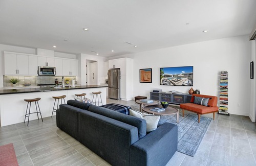 Tahquitz River Estates House | The Riviera at Cody Place - NEW LISTING!