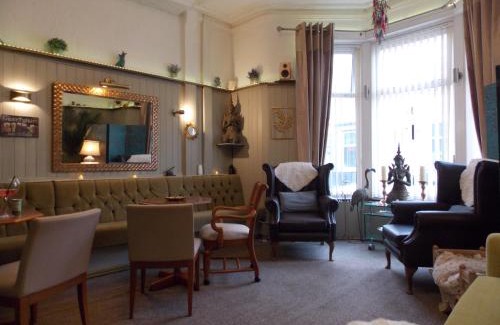 Blackpool Town Center Bed & Breakfast | The Rockley Hotel
