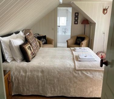 Mantgum Bed & Breakfast | The Rose