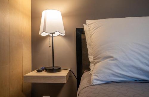 Kelowna Central Business District Apartment | The Rosemead Suite